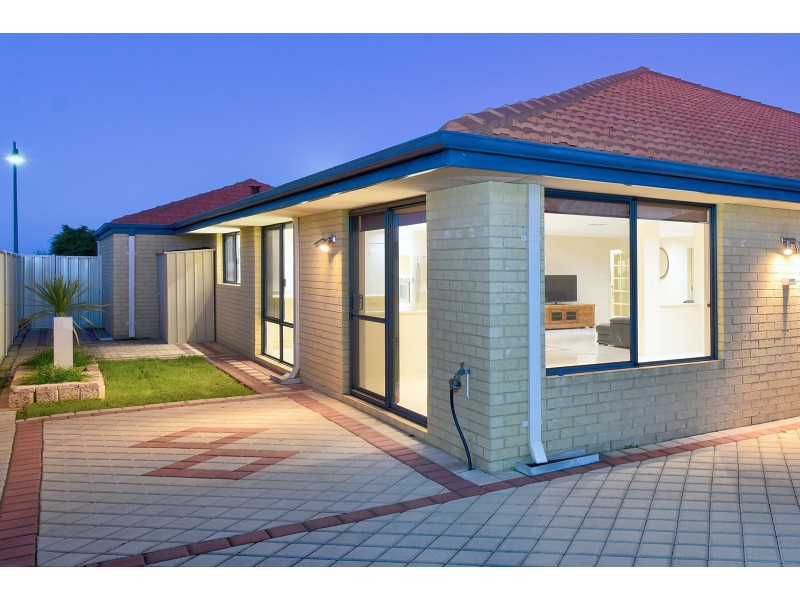 88 Da Vinci Drive, Tapping WA 6065