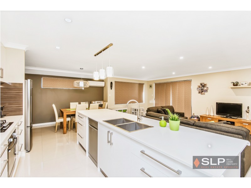 5 Zurich Fairway, Hocking WA 6065