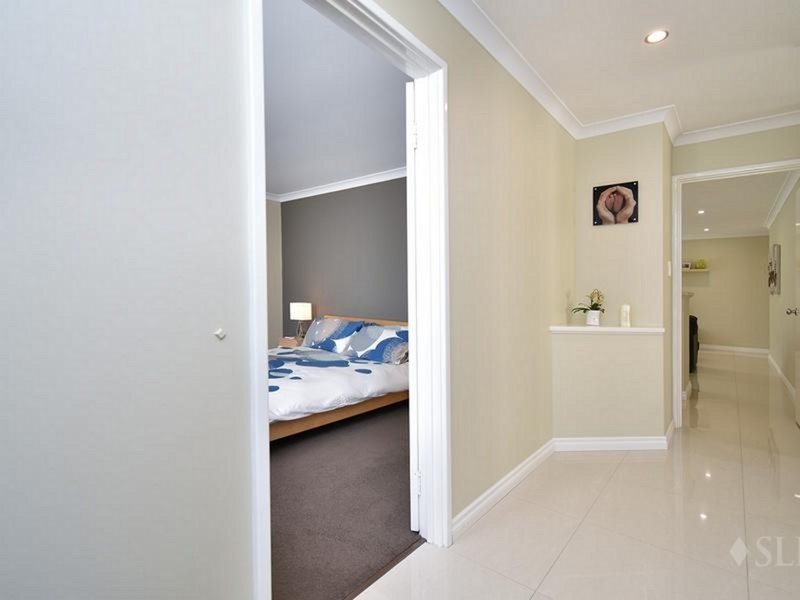 5 Zurich Fairway, Hocking WA 6065