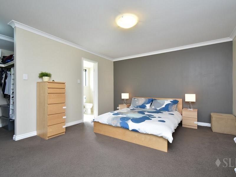 5 Zurich Fairway, Hocking WA 6065