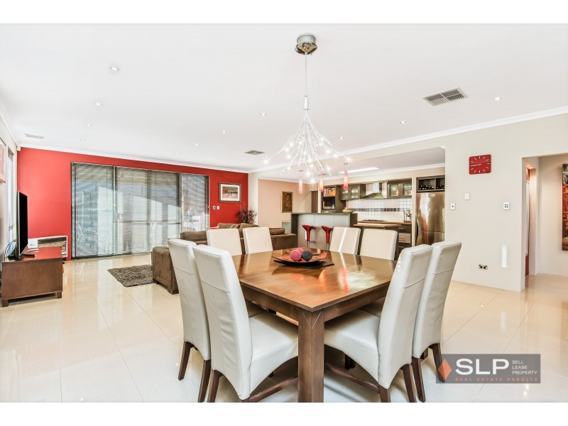 139 Manchester Drive, Hocking WA 6065