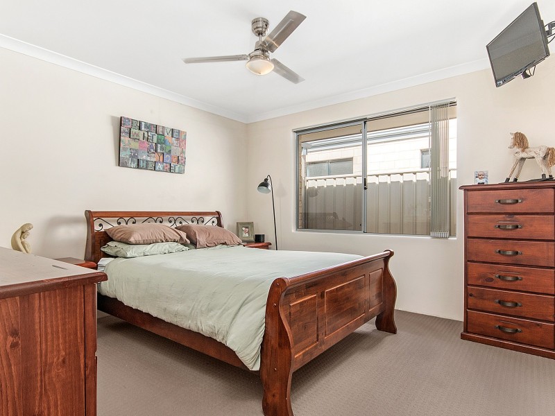 7 Elvire Grove, Golden Bay WA 6174