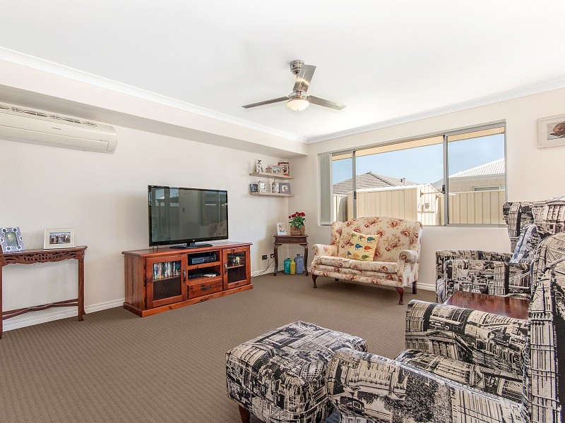 7 Elvire Grove, Golden Bay WA 6174