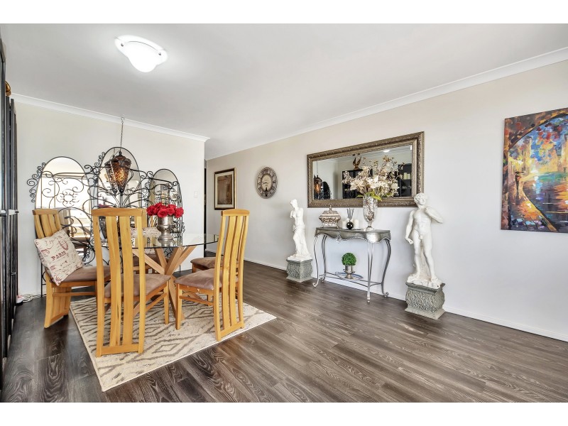 30/6A Valley Road, Halls Head WA 6210