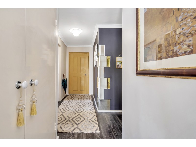 30/6A Valley Road, Halls Head WA 6210