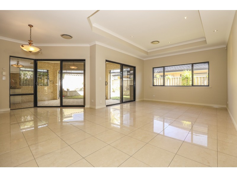 38 Cervara Avenue, Stirling WA 6021