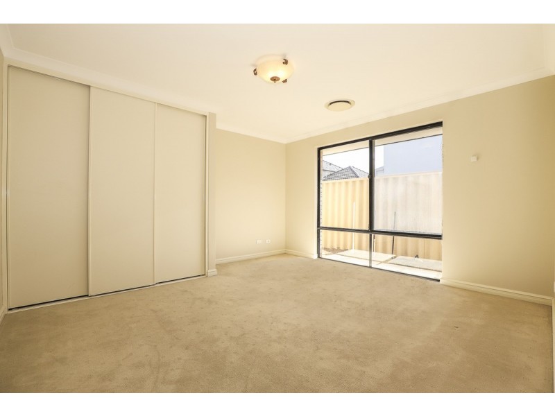 38 Cervara Avenue, Stirling WA 6021