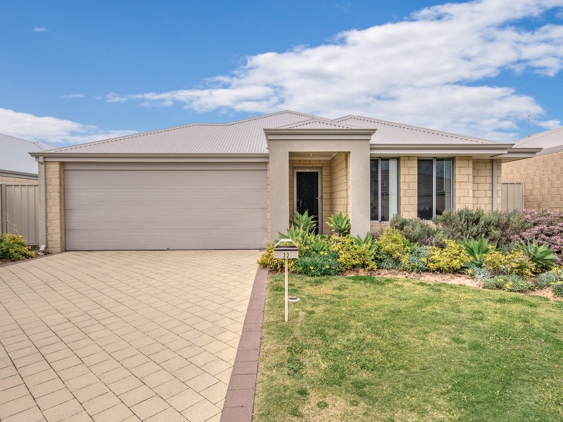 22 Gilroyd Way, Golden Bay WA 6174