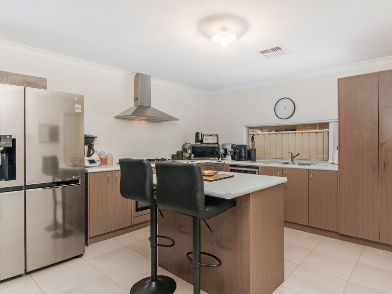 22 Gilroyd Way, Golden Bay WA 6174