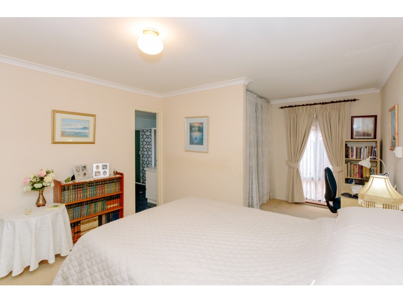 7 Wedgewood Drive, Edgewater WA 6027