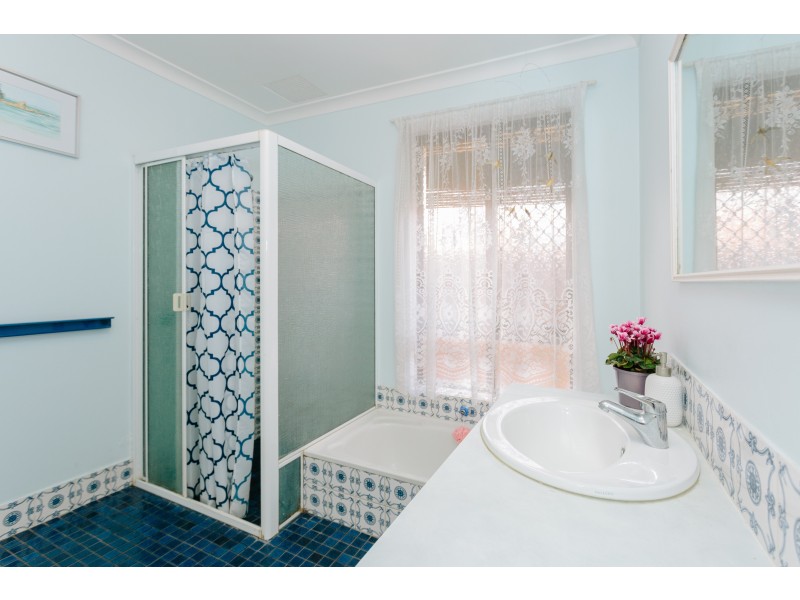 7 Wedgewood Drive, Edgewater WA 6027