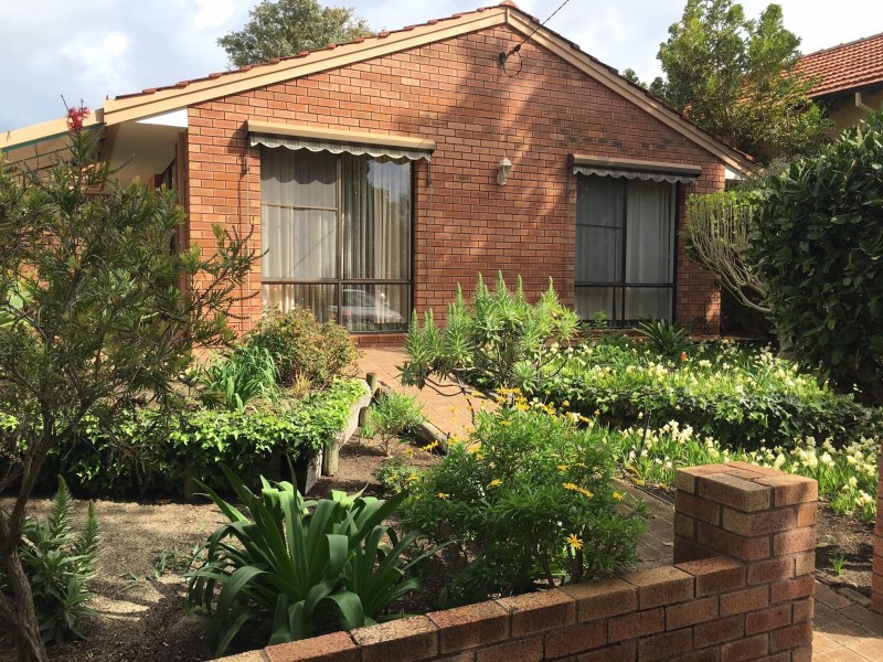 11 Leura Street, Nedlands WA 6009