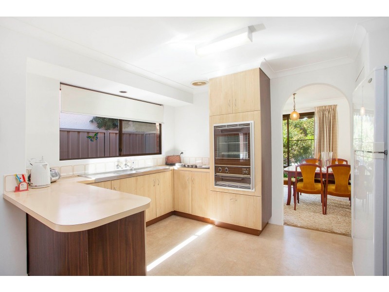 11 Leura Street, Nedlands WA 6009