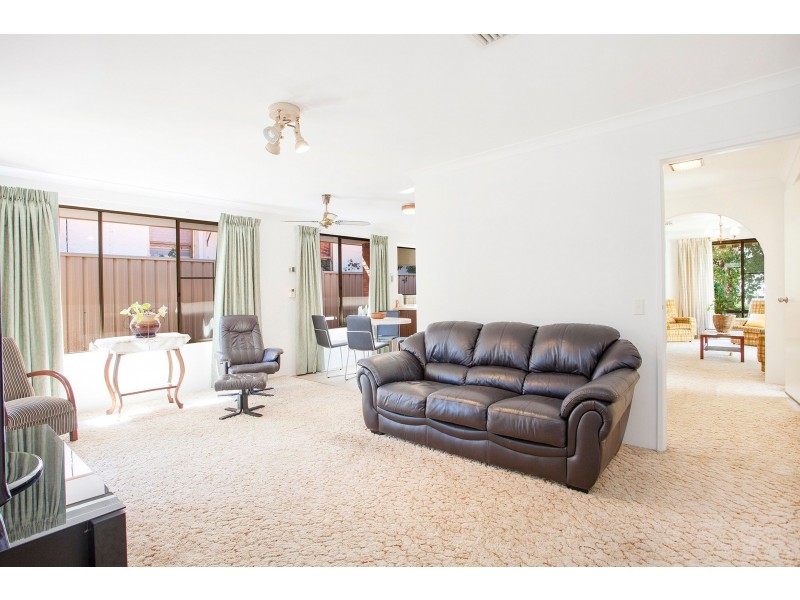11 Leura Street, Nedlands WA 6009