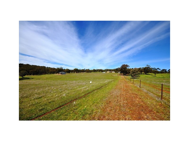 42 Ferguson Road, Coondle WA 6566