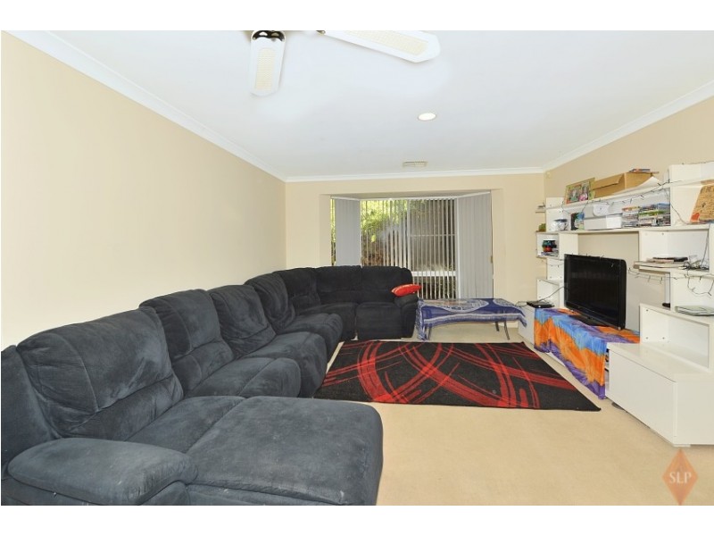 24 Hestia Place, San Remo WA 6210