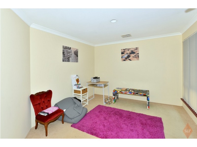 24 Hestia Place, San Remo WA 6210