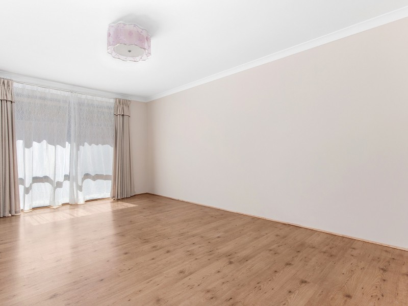 21 Waterfields Drive, Bertram WA 6167