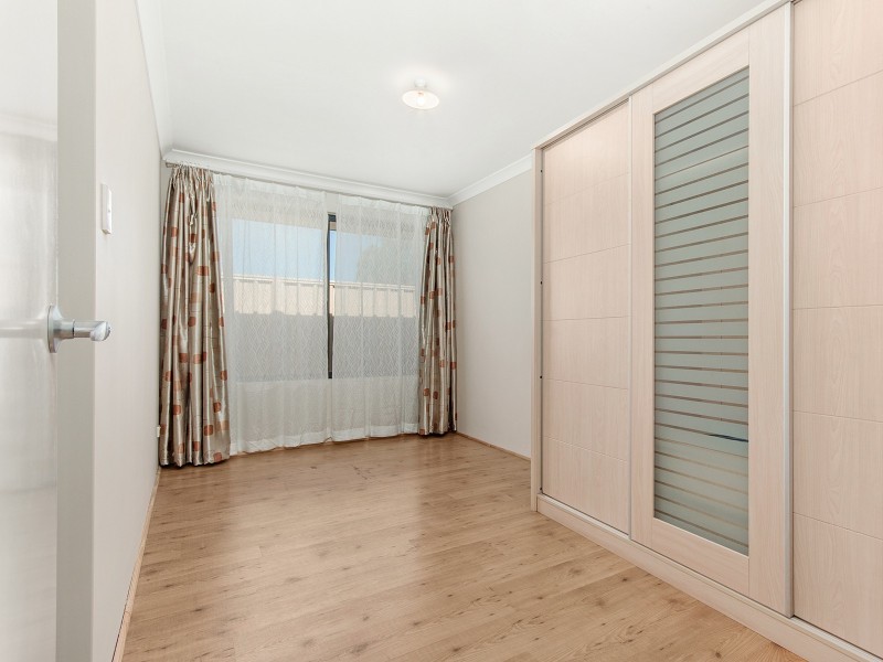 21 Waterfields Drive, Bertram WA 6167