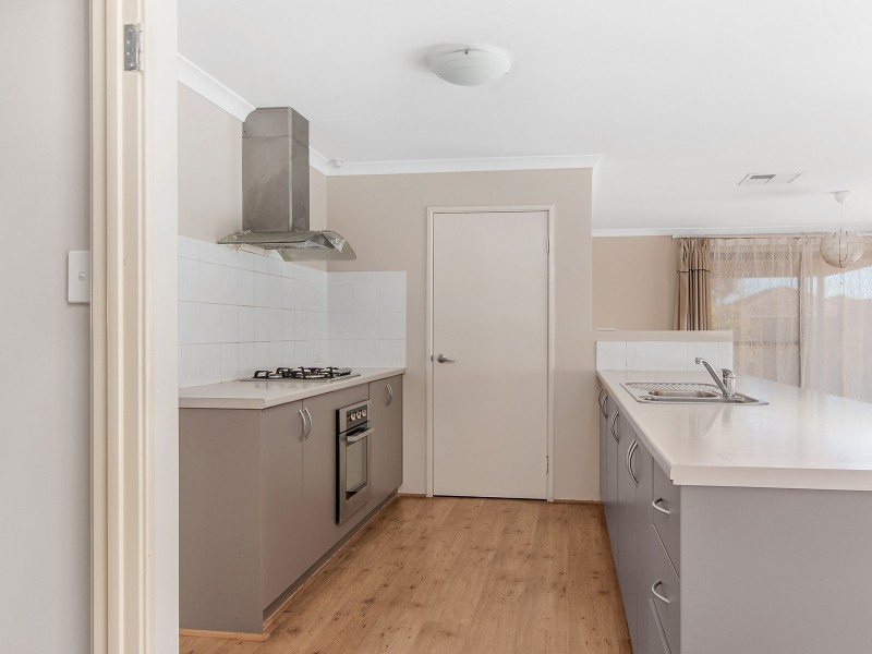 21 Waterfields Drive, Bertram WA 6167