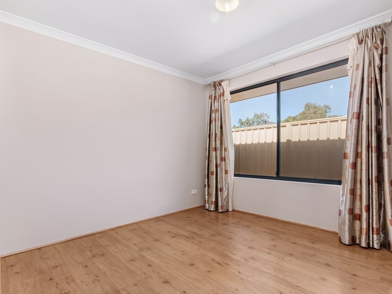 21 Waterfields Drive, Bertram WA 6167