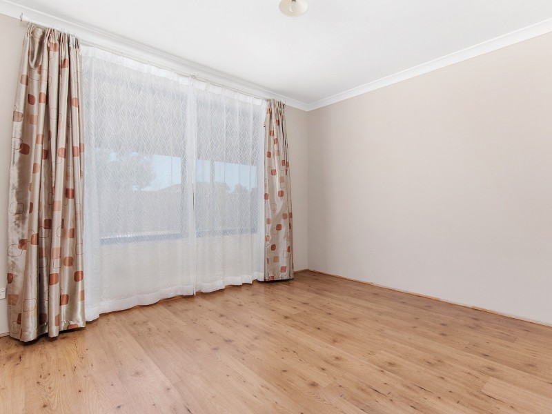 21 Waterfields Drive, Bertram WA 6167