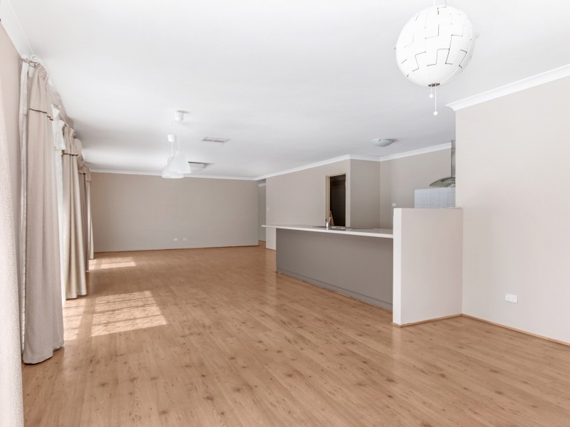 21 Waterfields Drive, Bertram WA 6167