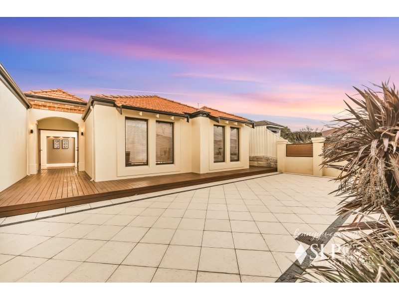 4 Hopper Turn, Madeley WA 6065