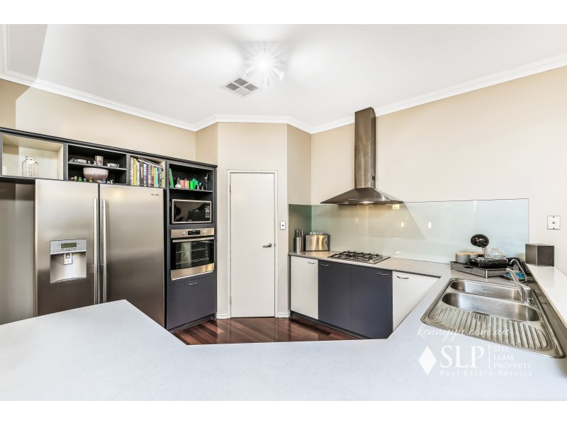 4 Hopper Turn, Madeley WA 6065