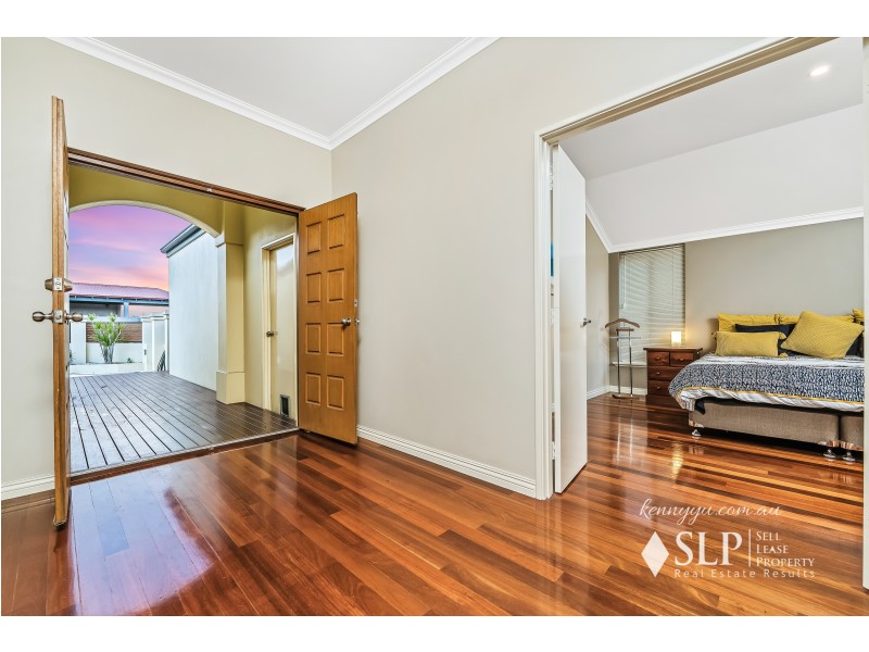 4 Hopper Turn, Madeley WA 6065