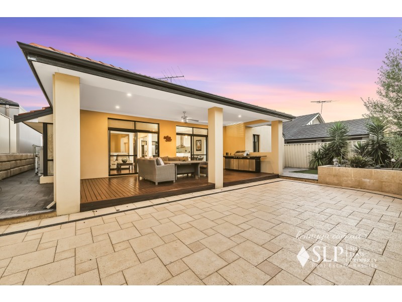 4 Hopper Turn, Madeley WA 6065