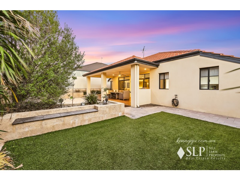 4 Hopper Turn, Madeley WA 6065