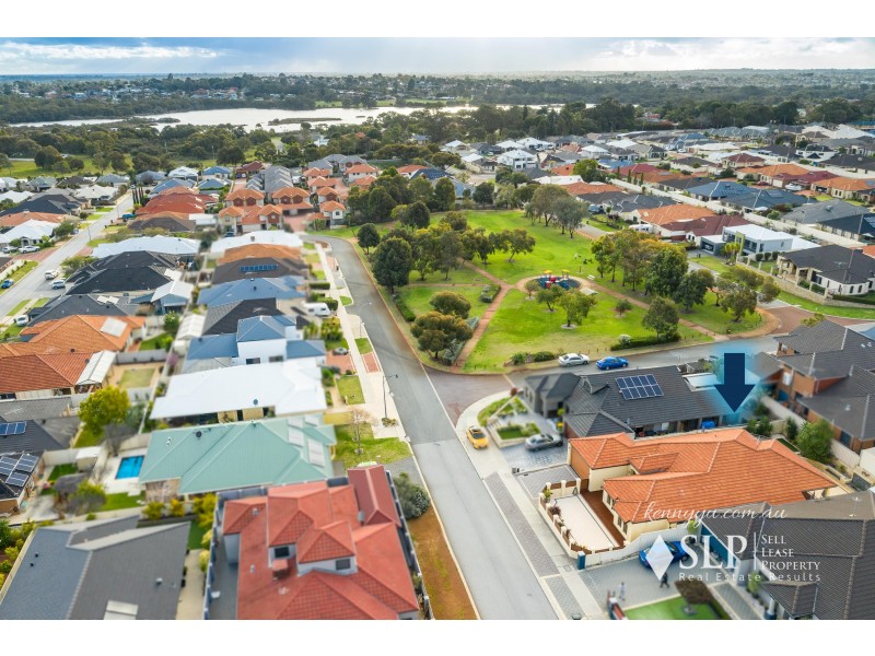 4 Hopper Turn, Madeley WA 6065