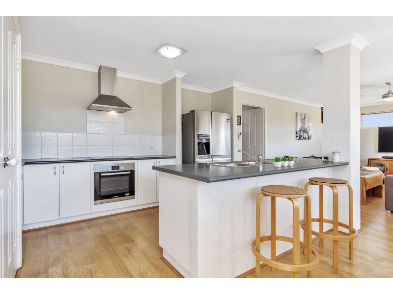 10 Bourke Close, Ravenswood WA 6208