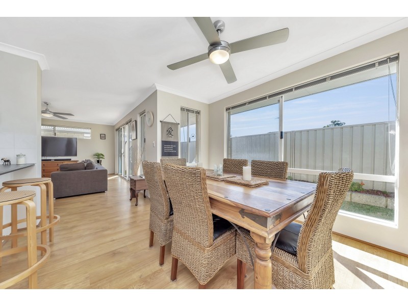 10 Bourke Close, Ravenswood WA 6208