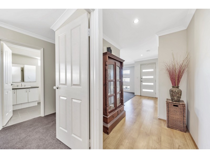 10 Bourke Close, Ravenswood WA 6208