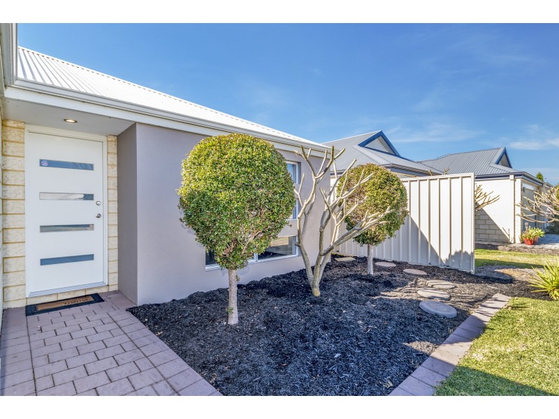 10 Bourke Close, Ravenswood WA 6208