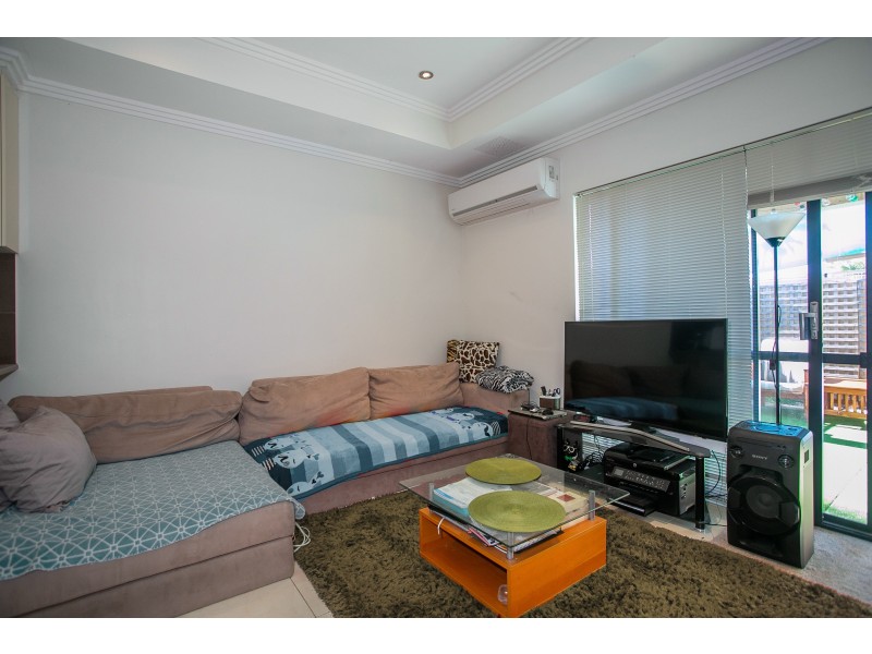 9c Princess Road, Westminster WA 6061