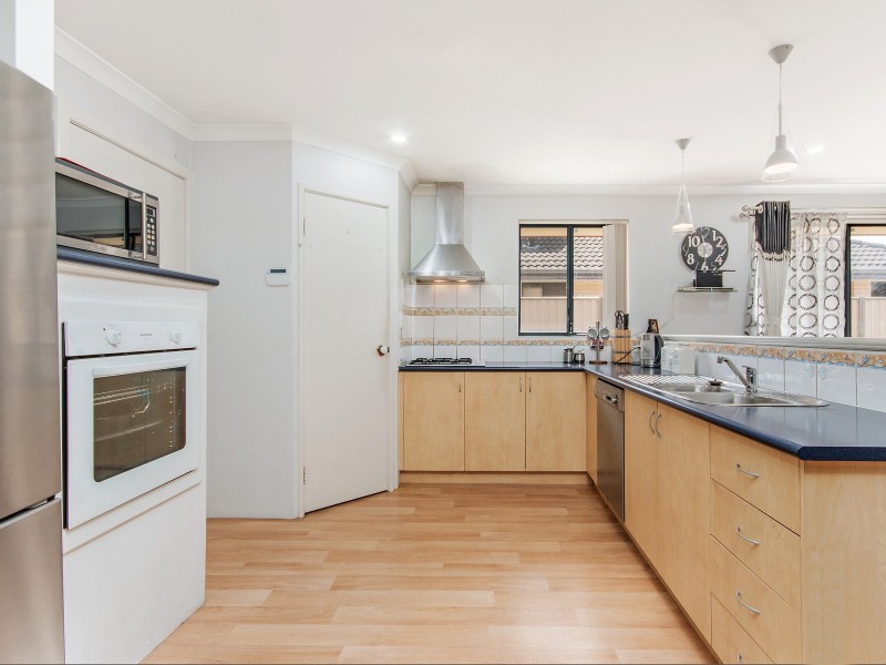 20 Koomba Rise, Bertram WA 6167