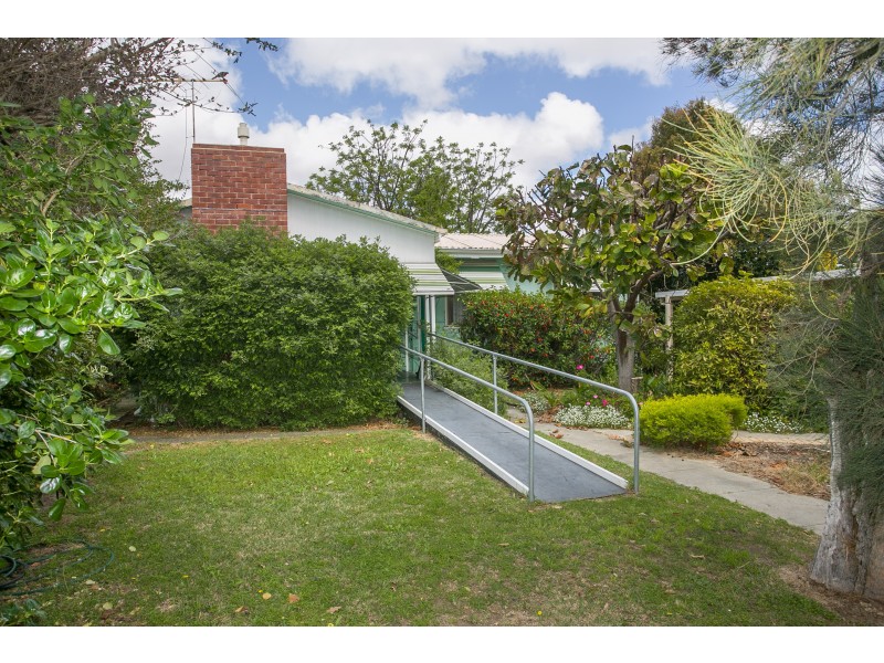 19 NARRUNG Way, Nollamara WA 6061