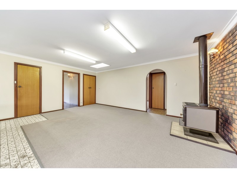 40 Janis Street, Halls Head WA 6210