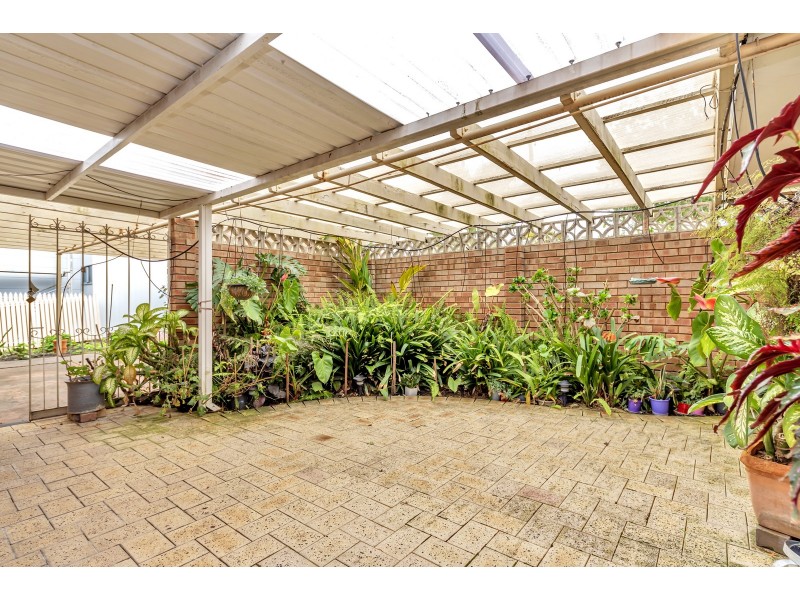 40 Janis Street, Halls Head WA 6210