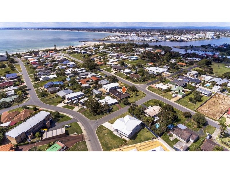 40 Janis Street, Halls Head WA 6210