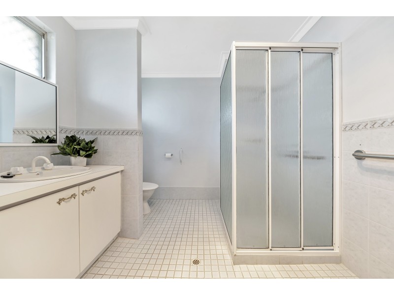 40 Janis Street, Halls Head WA 6210