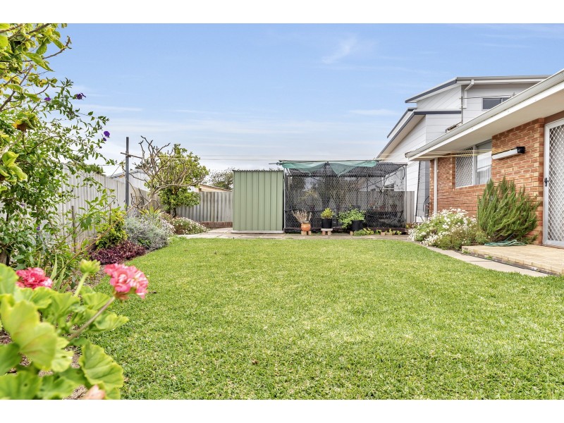 40 Janis Street, Halls Head WA 6210