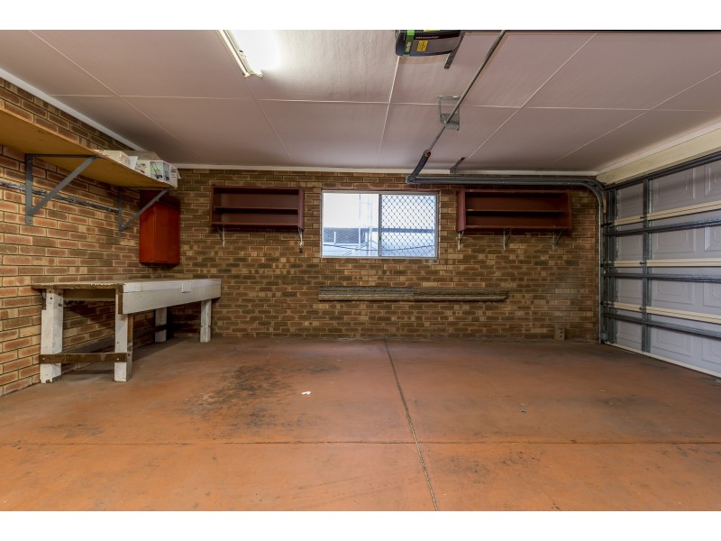 40 Janis Street, Halls Head WA 6210