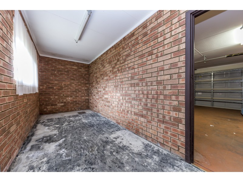 40 Janis Street, Halls Head WA 6210