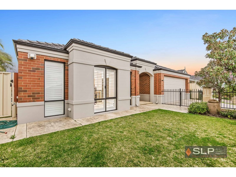 22 Lareema Gardens, Banksia Grove WA 6031