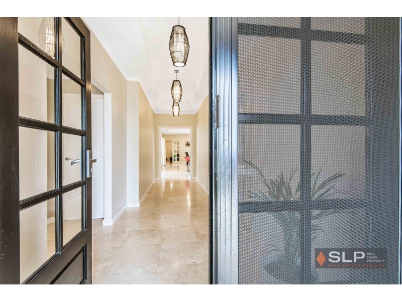 22 Lareema Gardens, Banksia Grove WA 6031