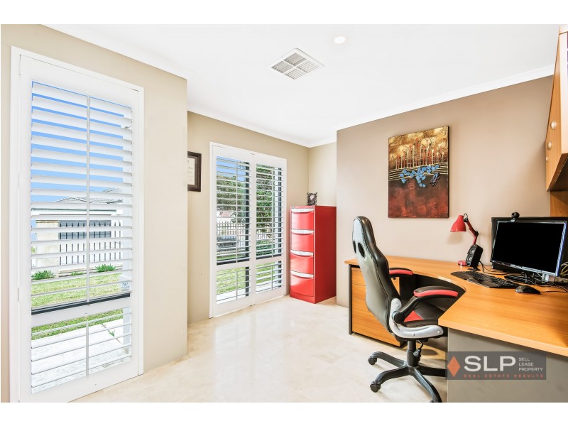 22 Lareema Gardens, Banksia Grove WA 6031